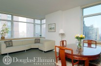 1760 2nd Avenue, Yorkville