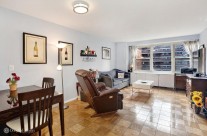 305 East 24th Street, Kips Bay